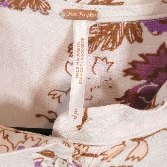 Free People Easy Girl Bell Sleeve Floral Top NEW Western Floral Tunic Oversized - Picture 10 of 17